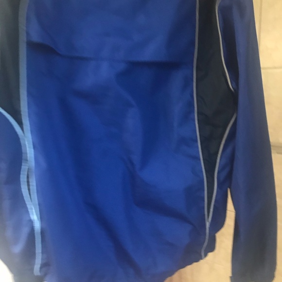 Running jacket - Picture 2 of 2